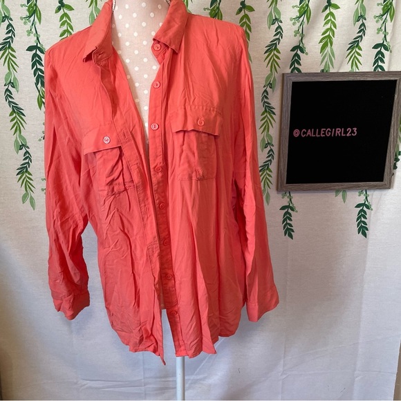 a.n.a Tops - Size 1X Coral Button Down Blouse B2